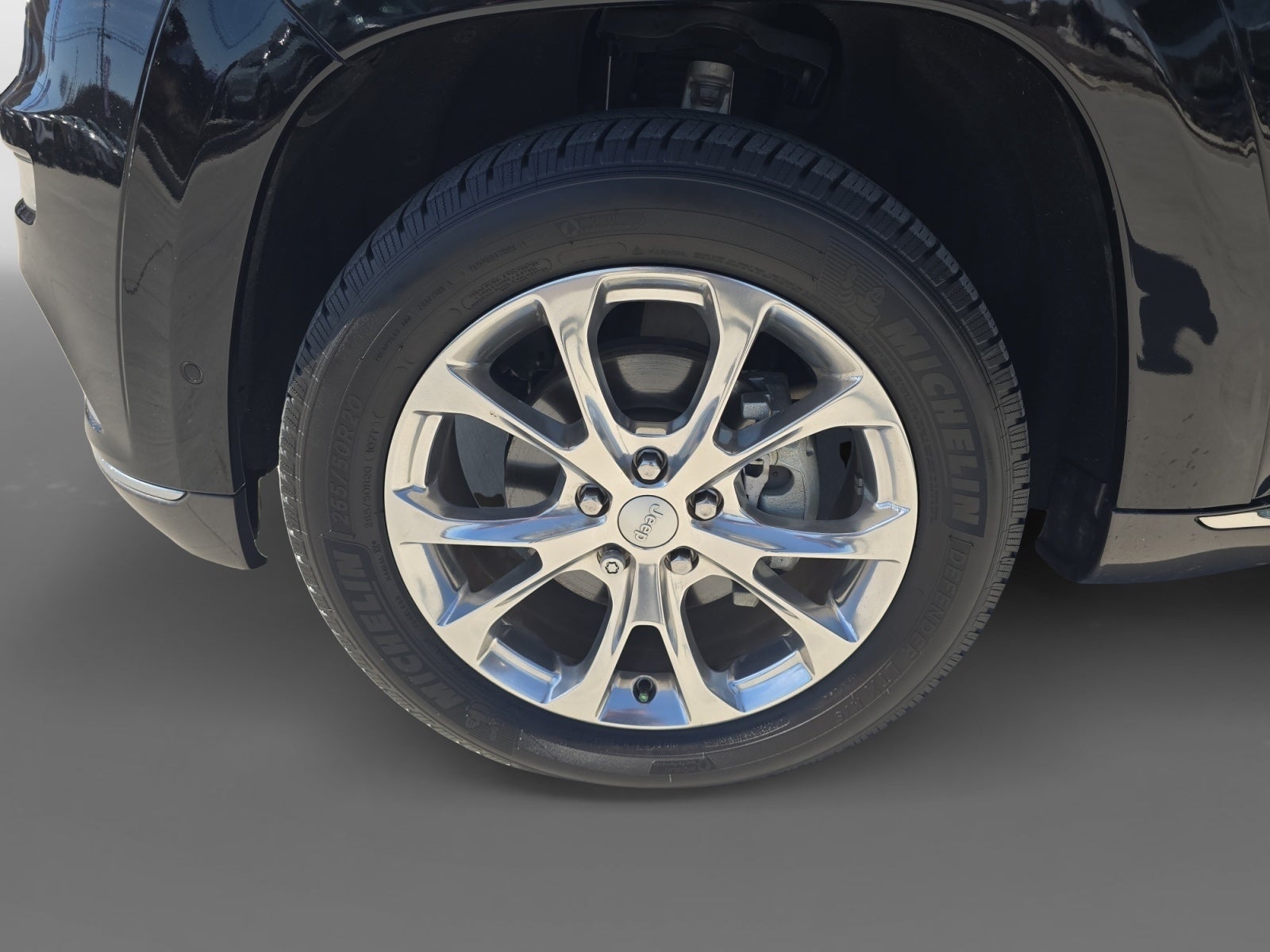 2020 Jeep Grand Cherokee Summit