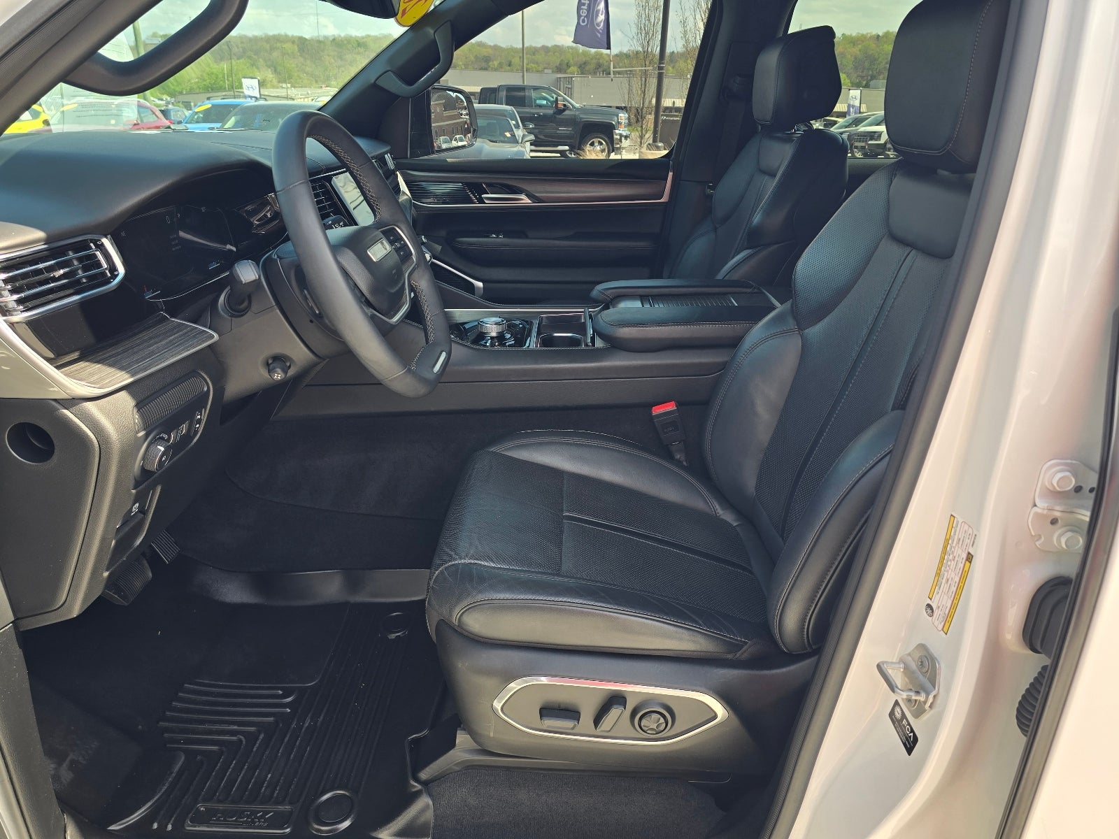 2023 Jeep Wagoneer Series III