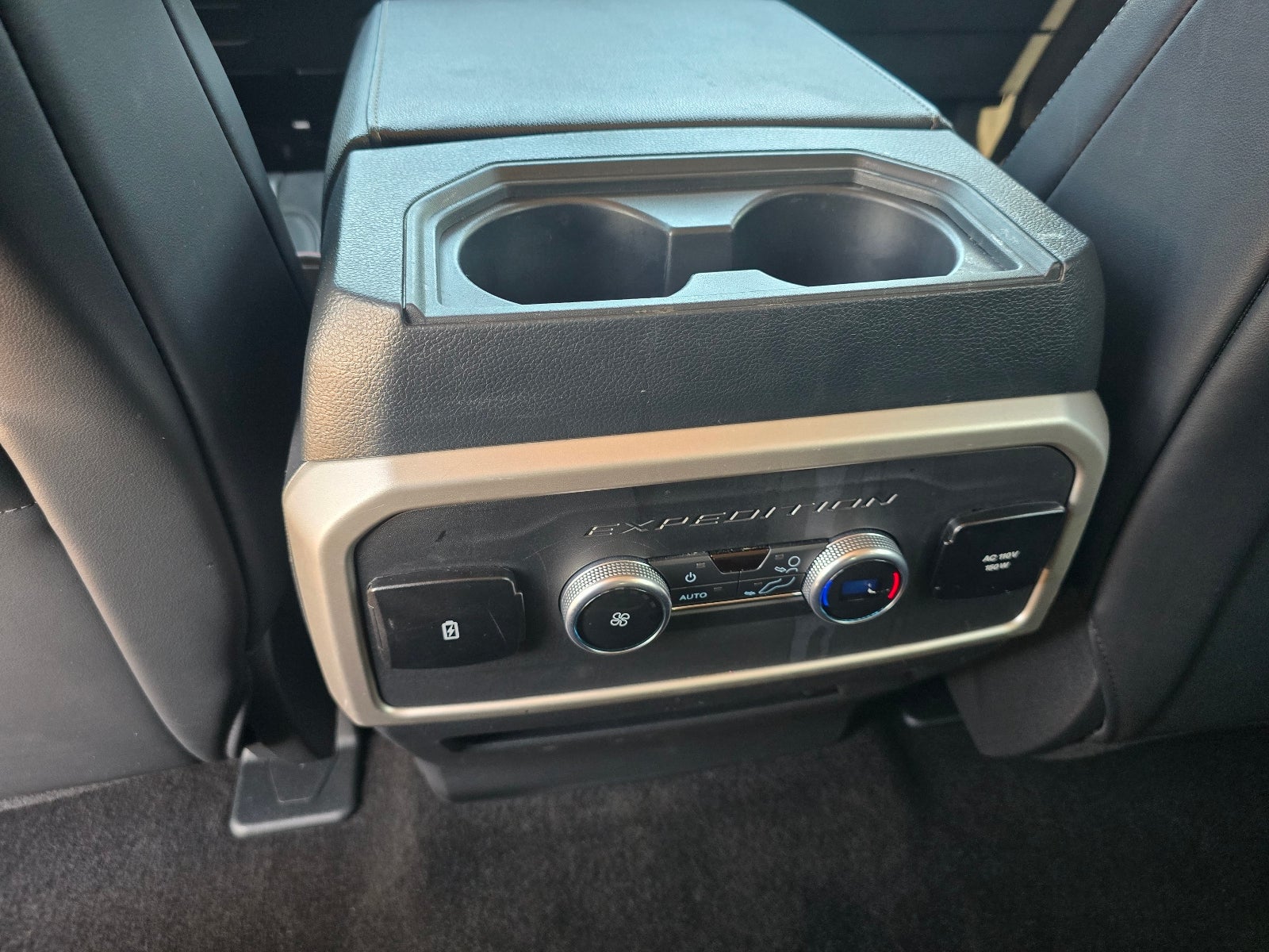 2022 Ford Expedition MAX XLT