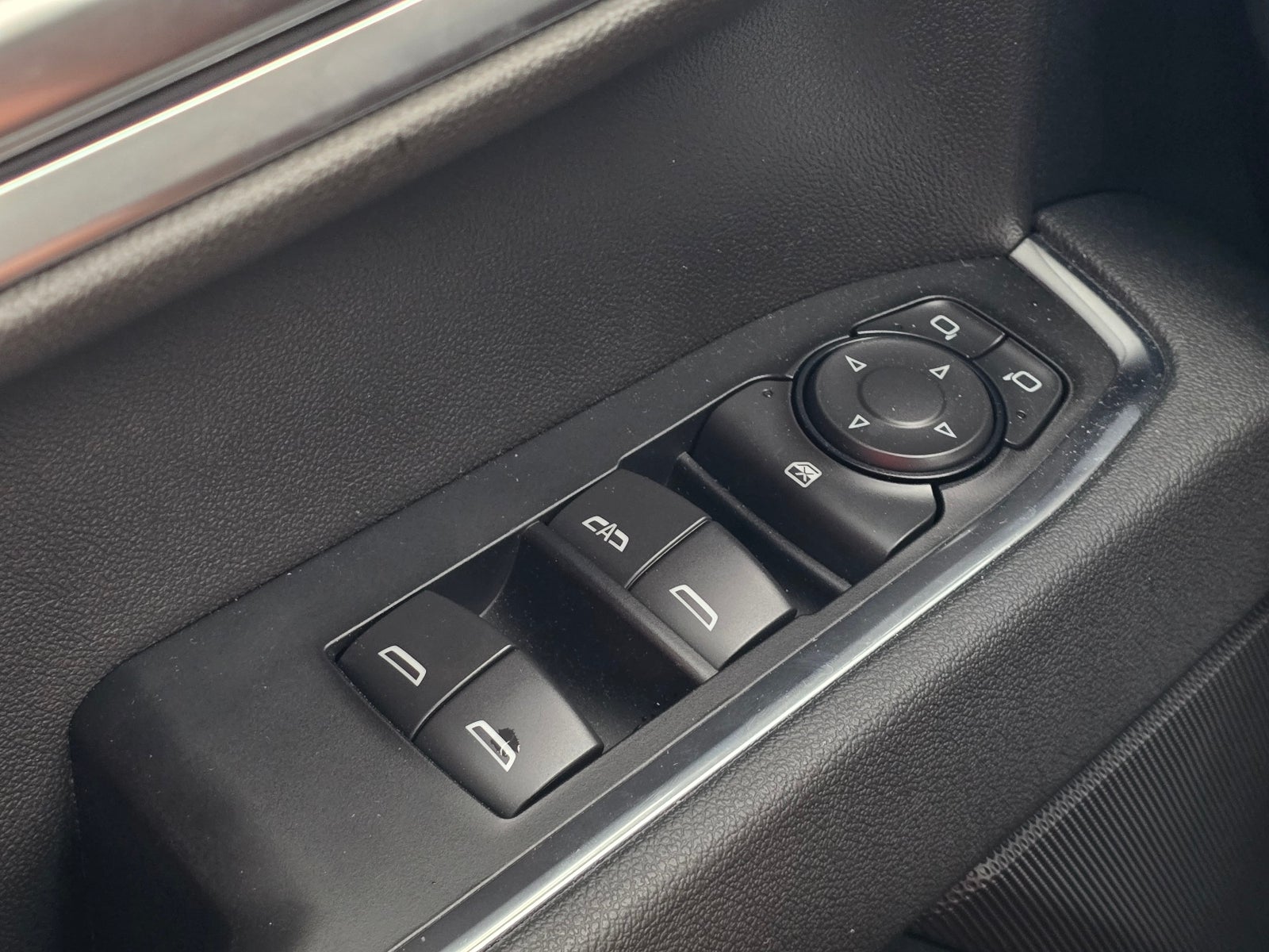 2026 Chevrolet Silverado RST