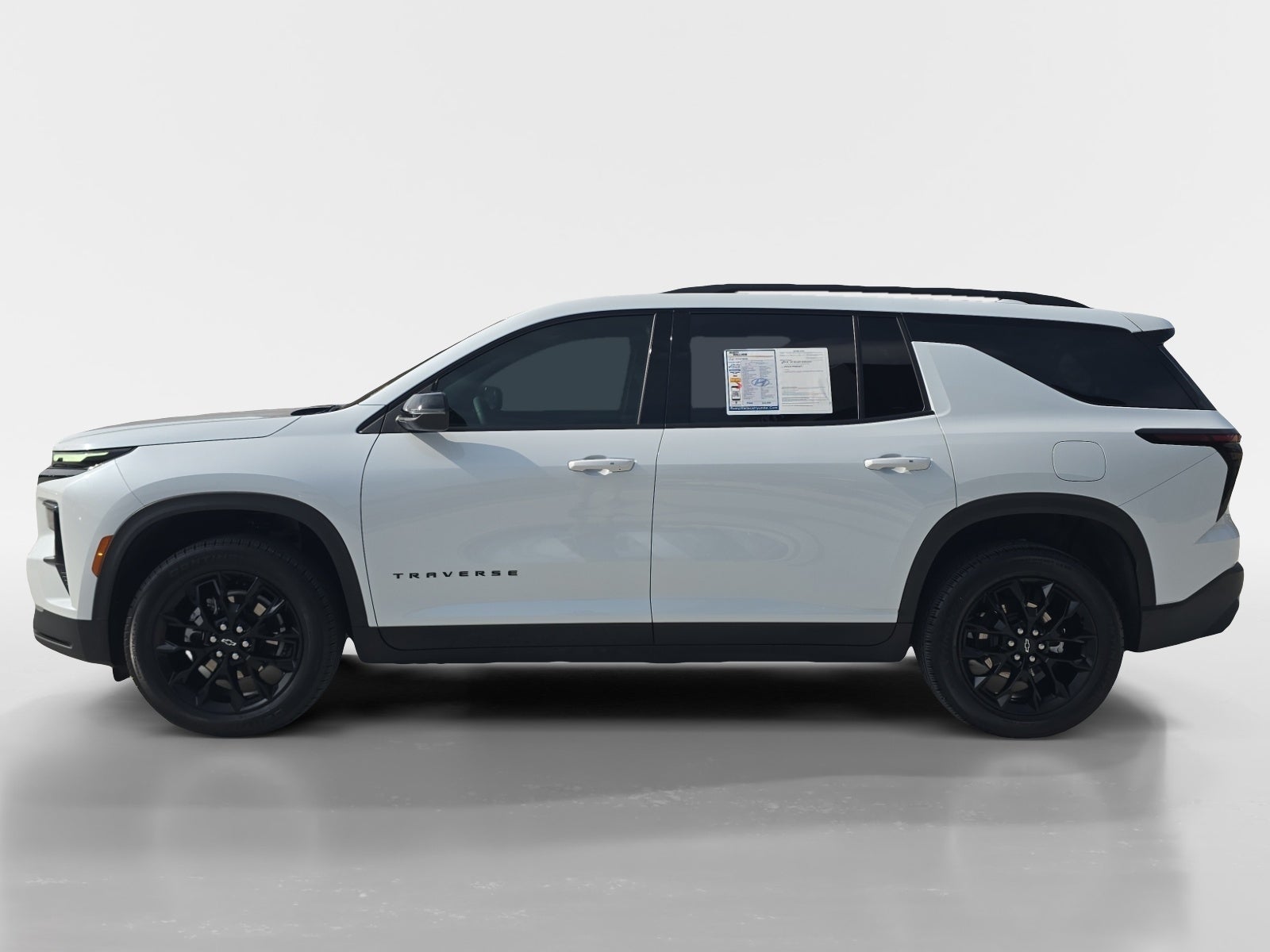 2026 Chevrolet Traverse FWD LT