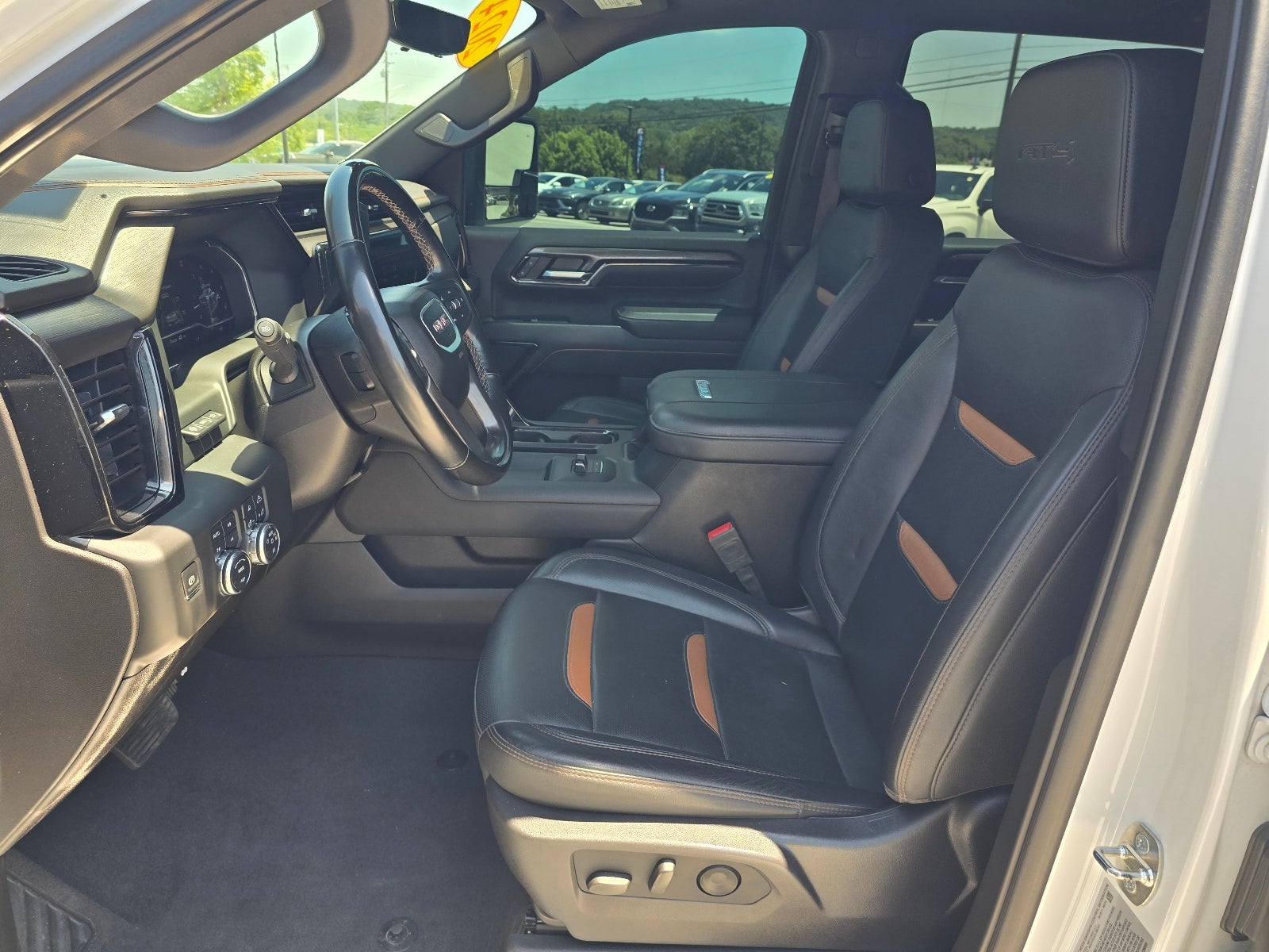 2024 GMC Sierra AT4