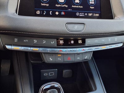 2023 Cadillac XT4 FWD Premium Luxury