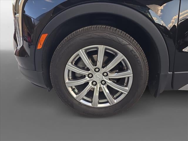 2023 Cadillac XT4 FWD Premium Luxury