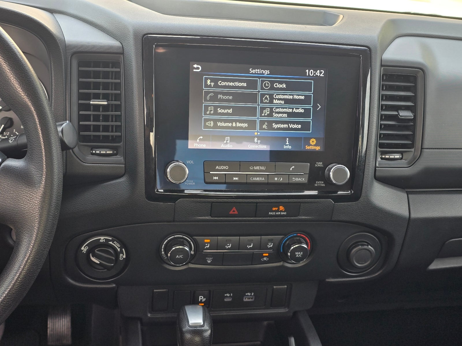 2022 Nissan Frontier S