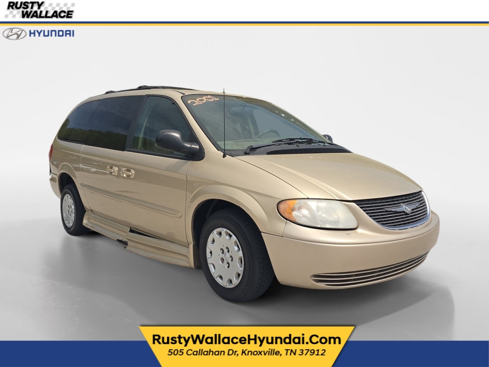2001 Chrysler Town & Country LX