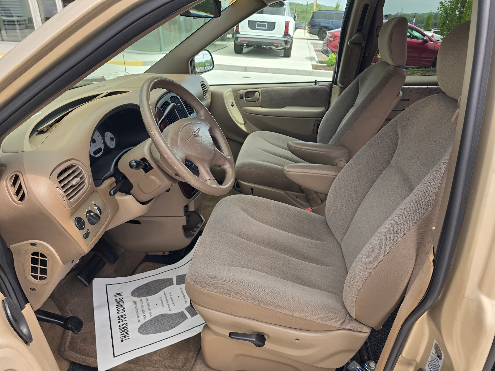 2001 Chrysler Town & Country LX
