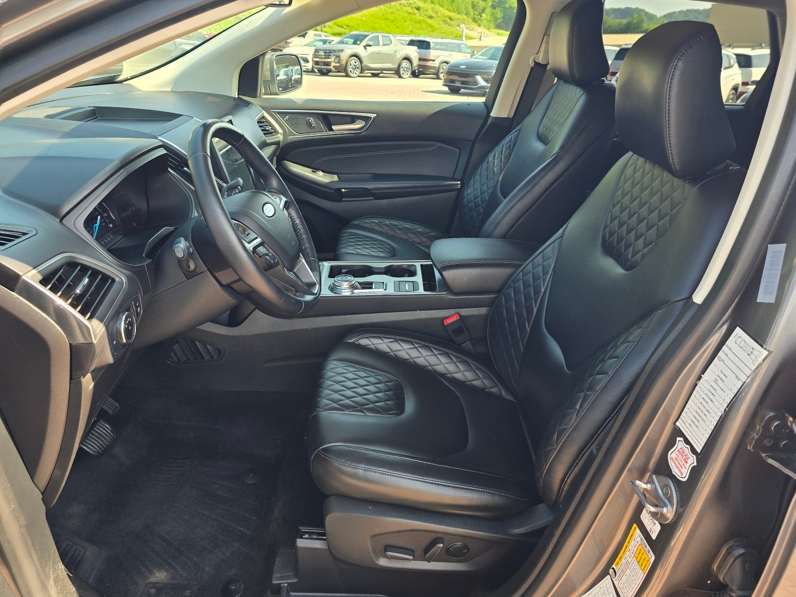 2023 Ford Edge Titanium