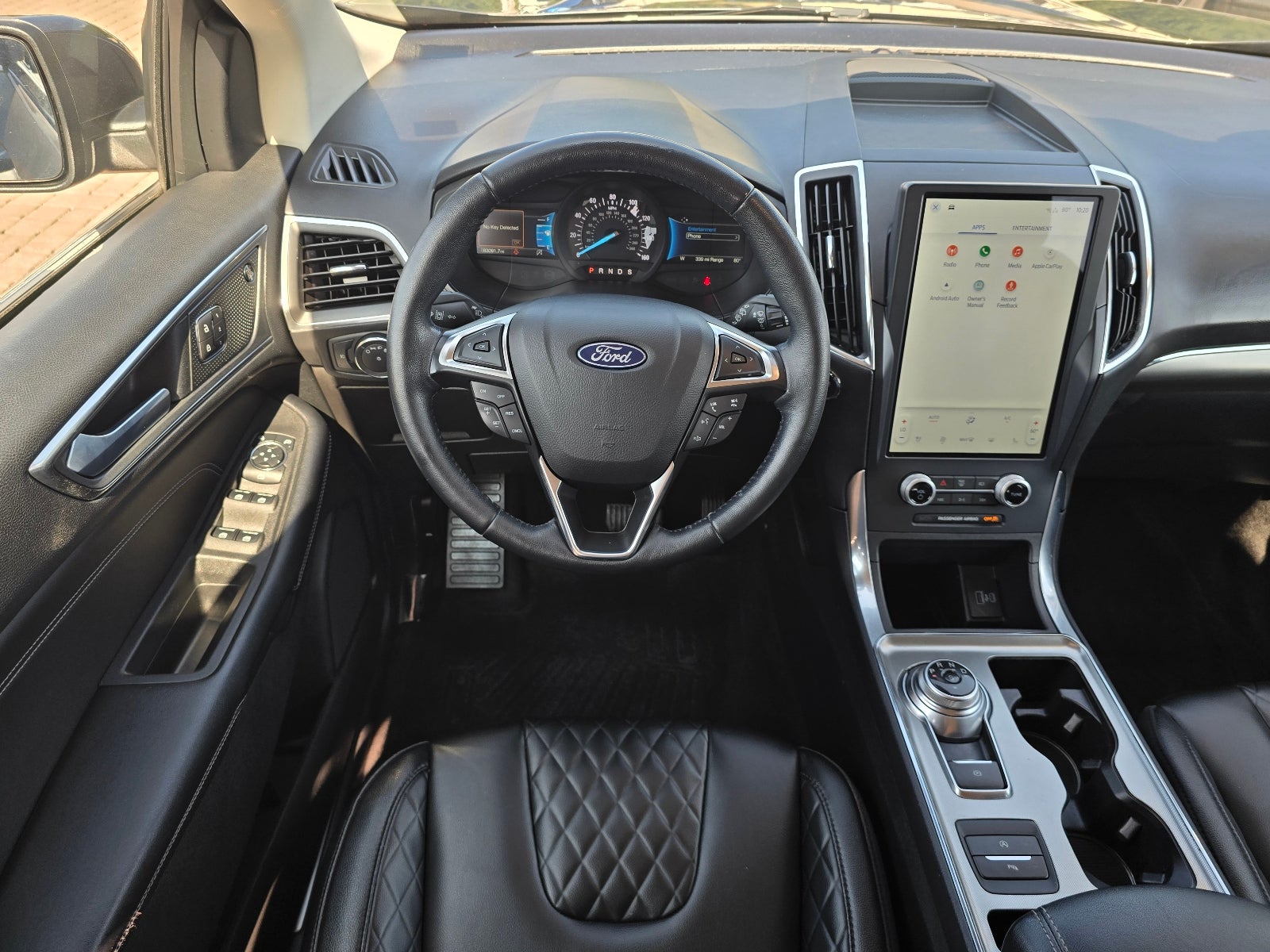 2023 Ford Edge Titanium