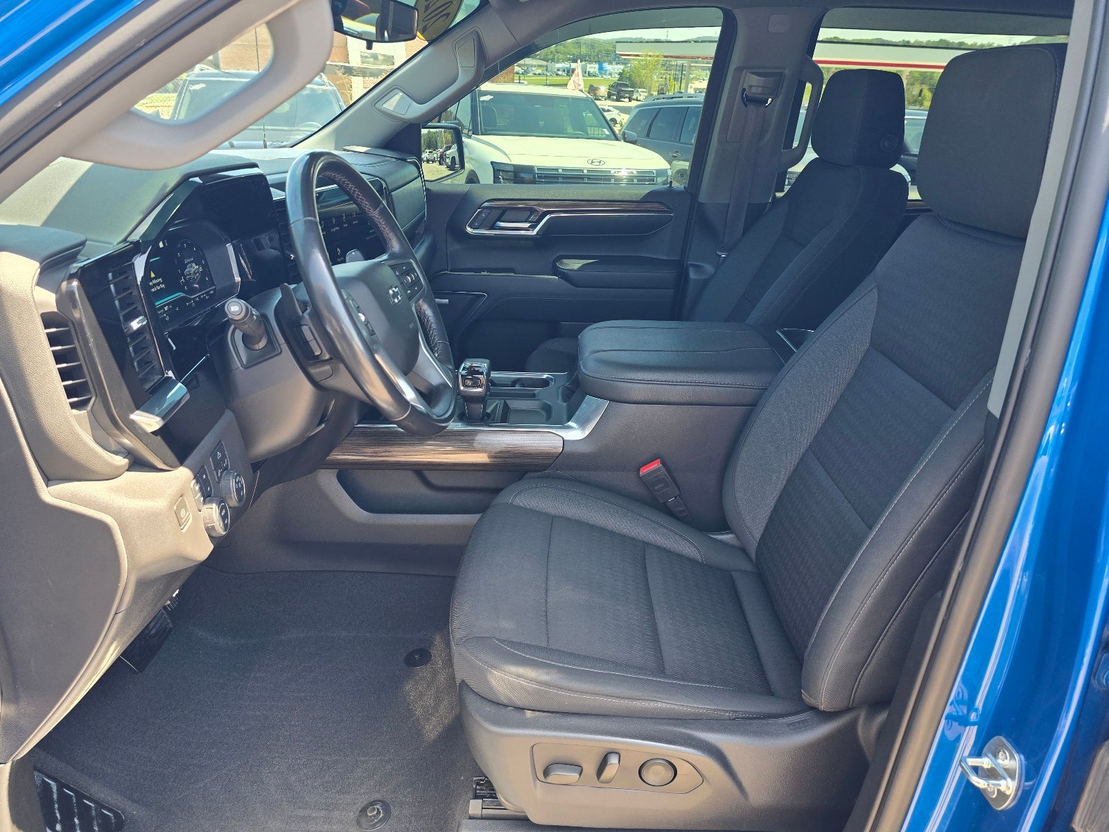2023 Chevrolet Silverado RST