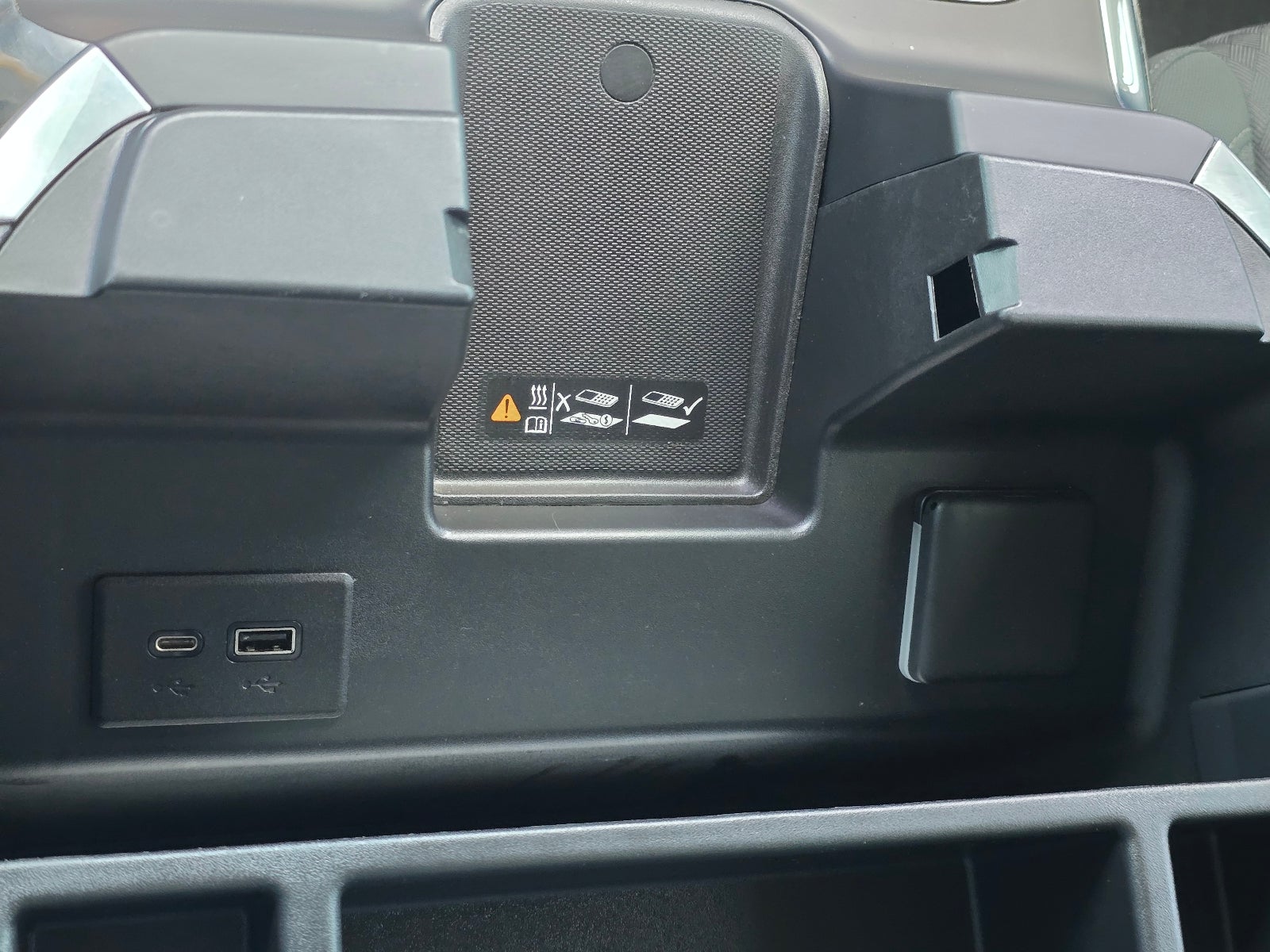2023 Chevrolet Silverado RST