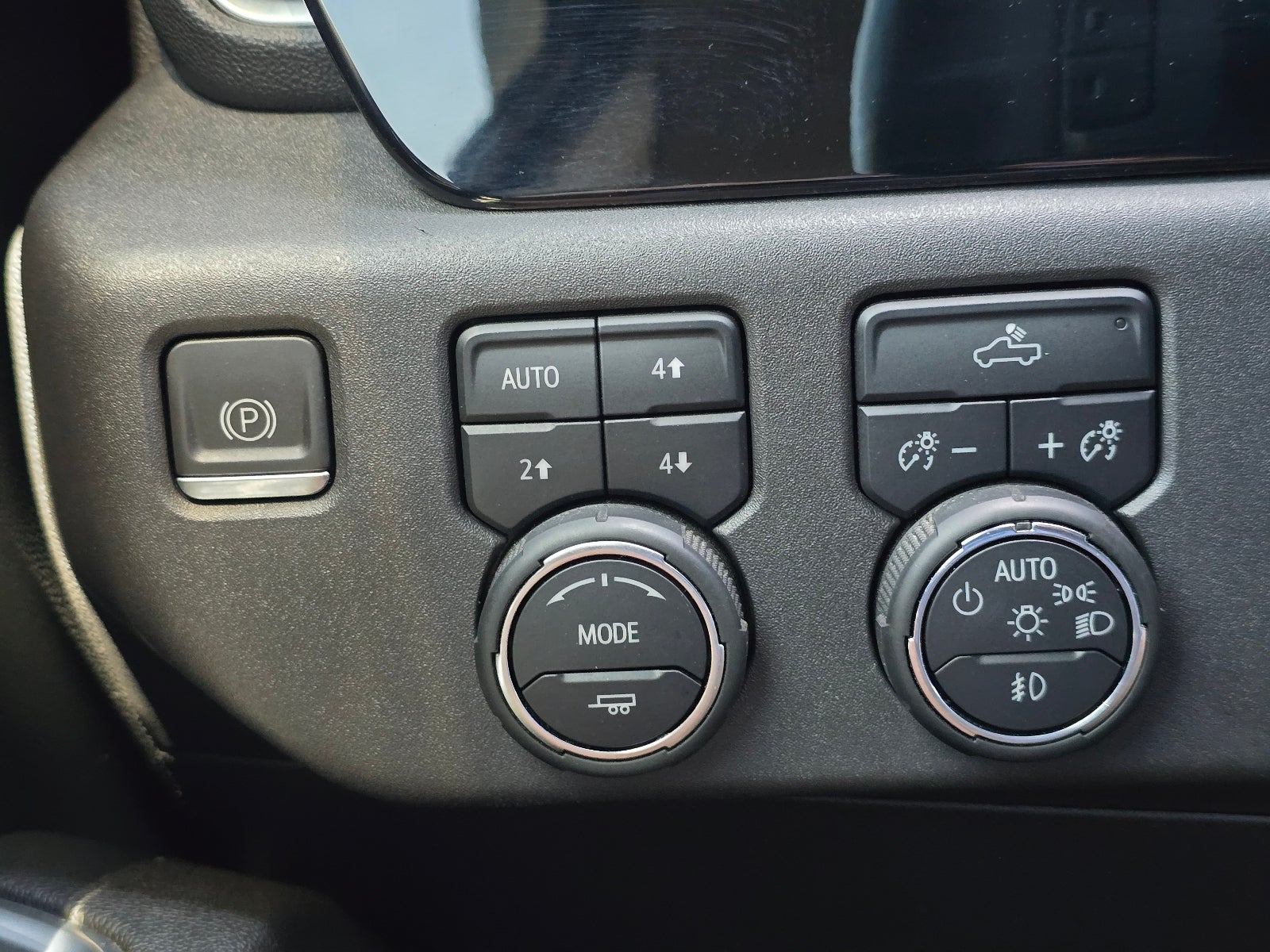 2023 Chevrolet Silverado RST