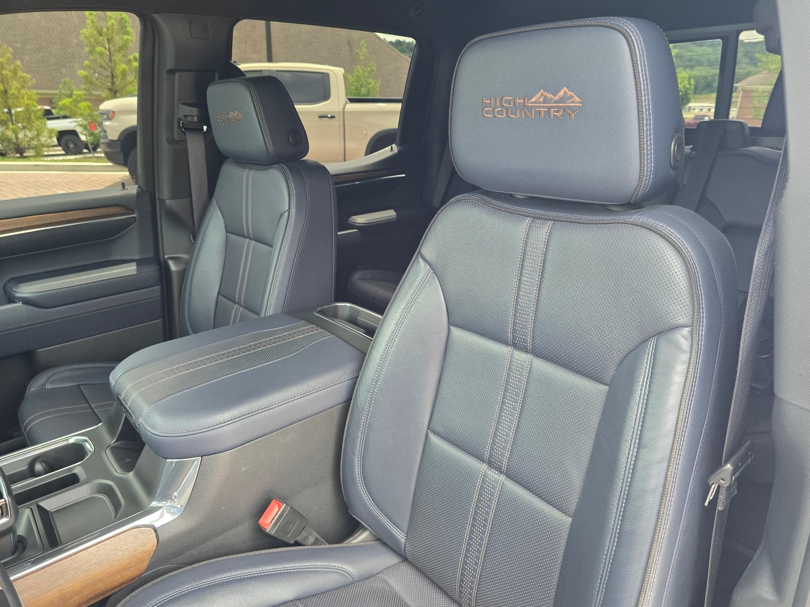 2023 Chevrolet Silverado High Country