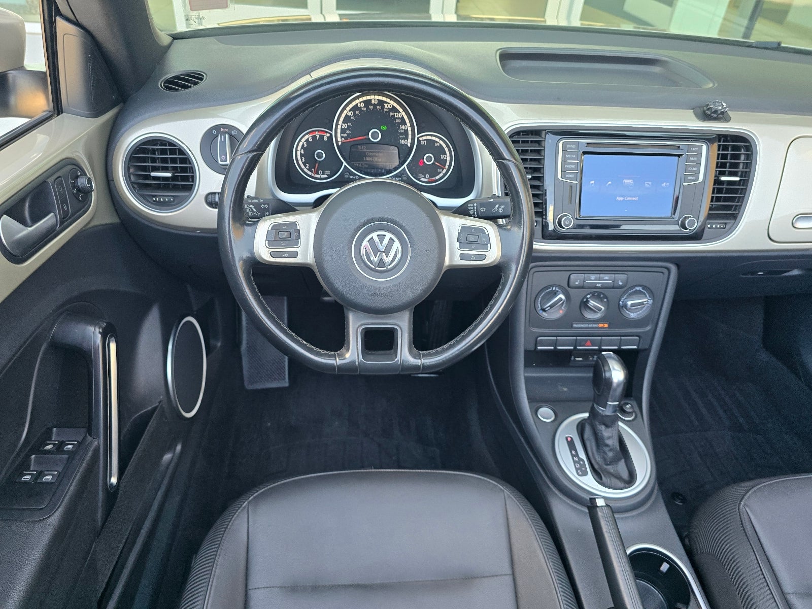 2016 Volkswagen Beetle Convertible 1.8T SE