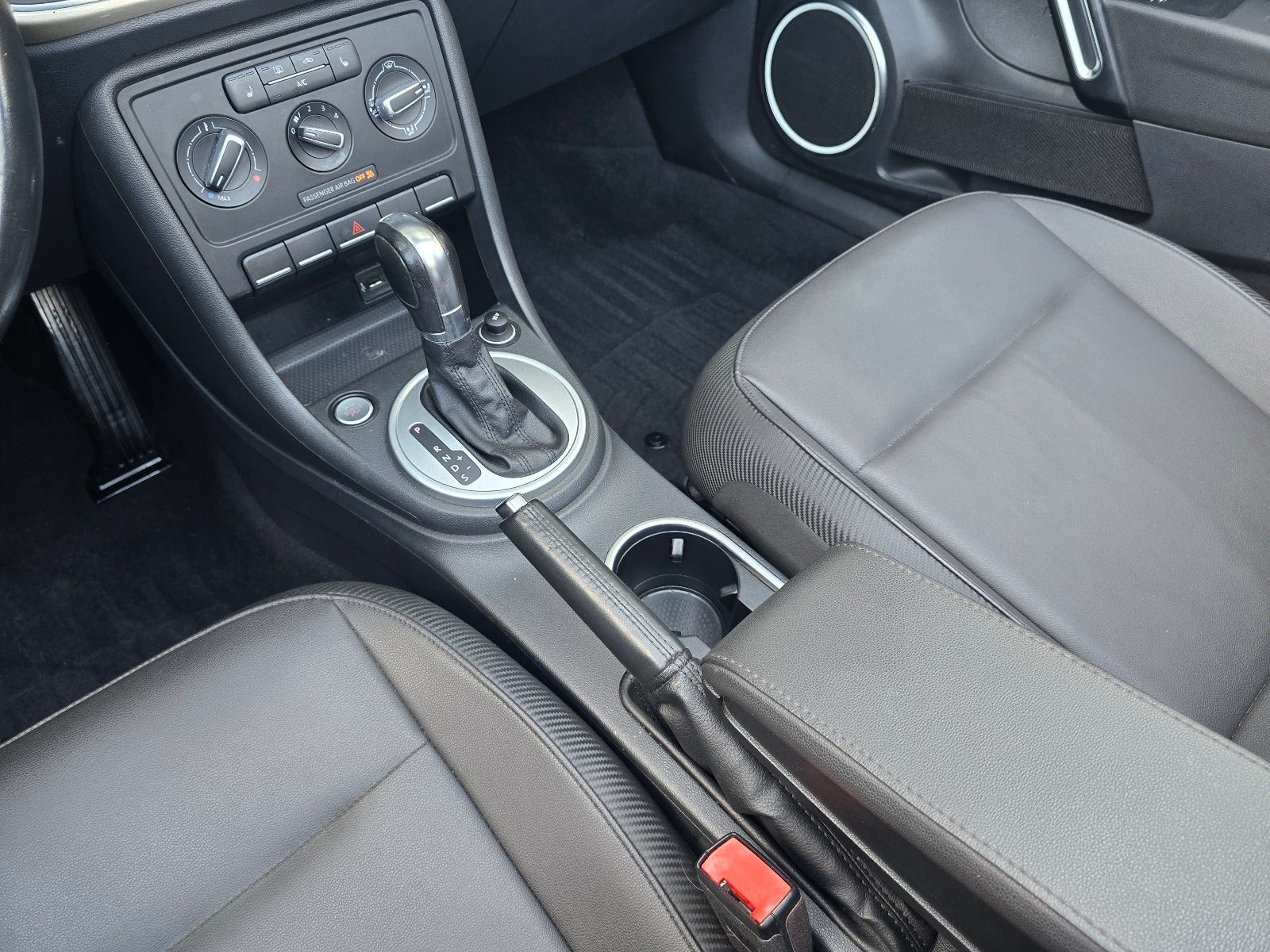 2016 Volkswagen Beetle Convertible 1.8T SE