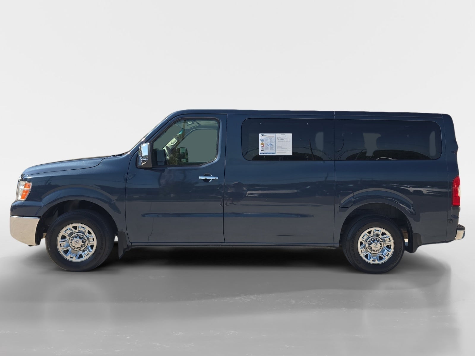 2016 Nissan NV3500 SL