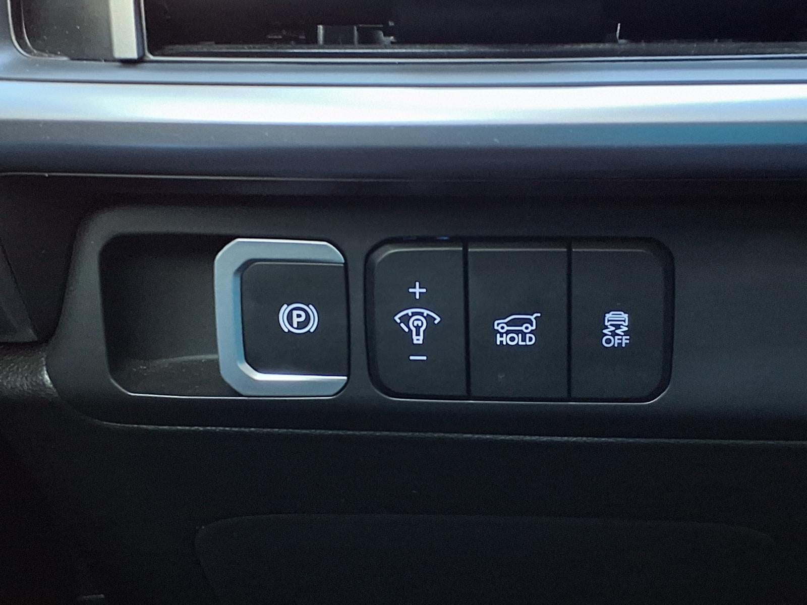 2025 Hyundai SANTA FE SE