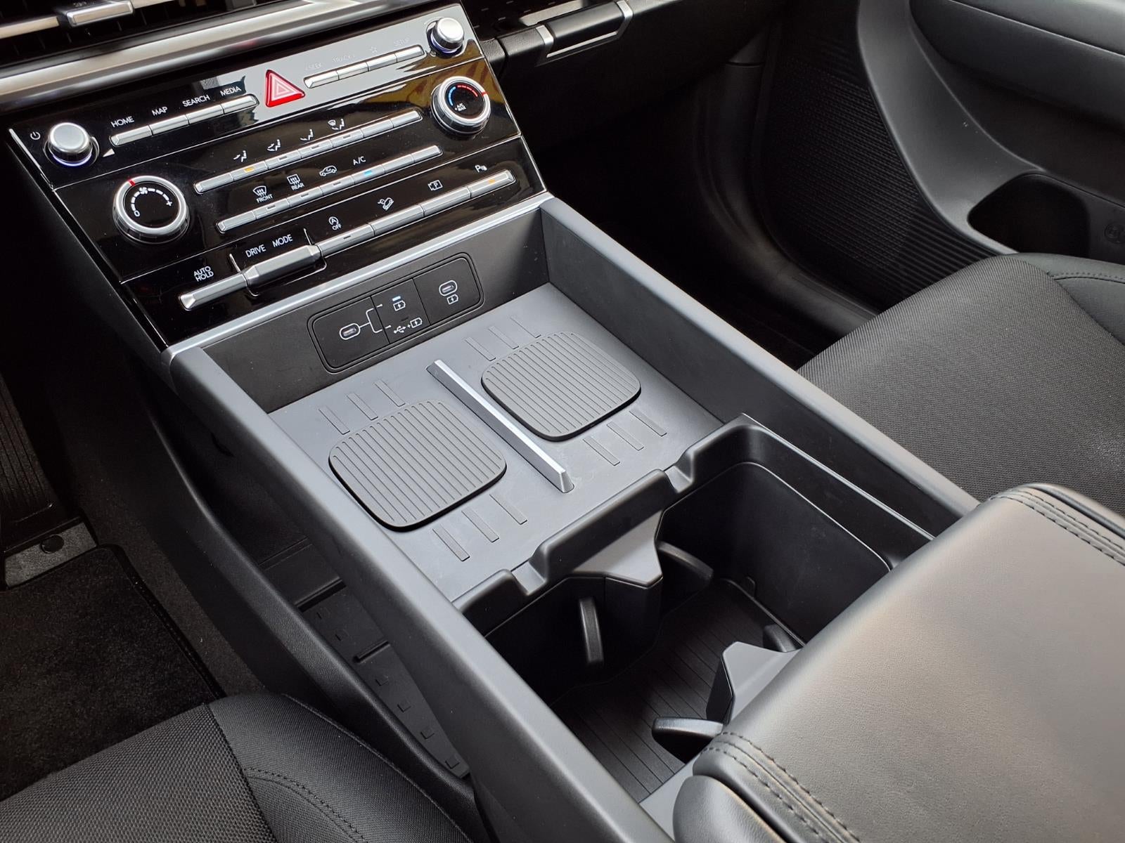 2025 Hyundai SANTA FE SE