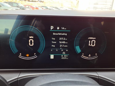 2025 Hyundai SANTA FE SE