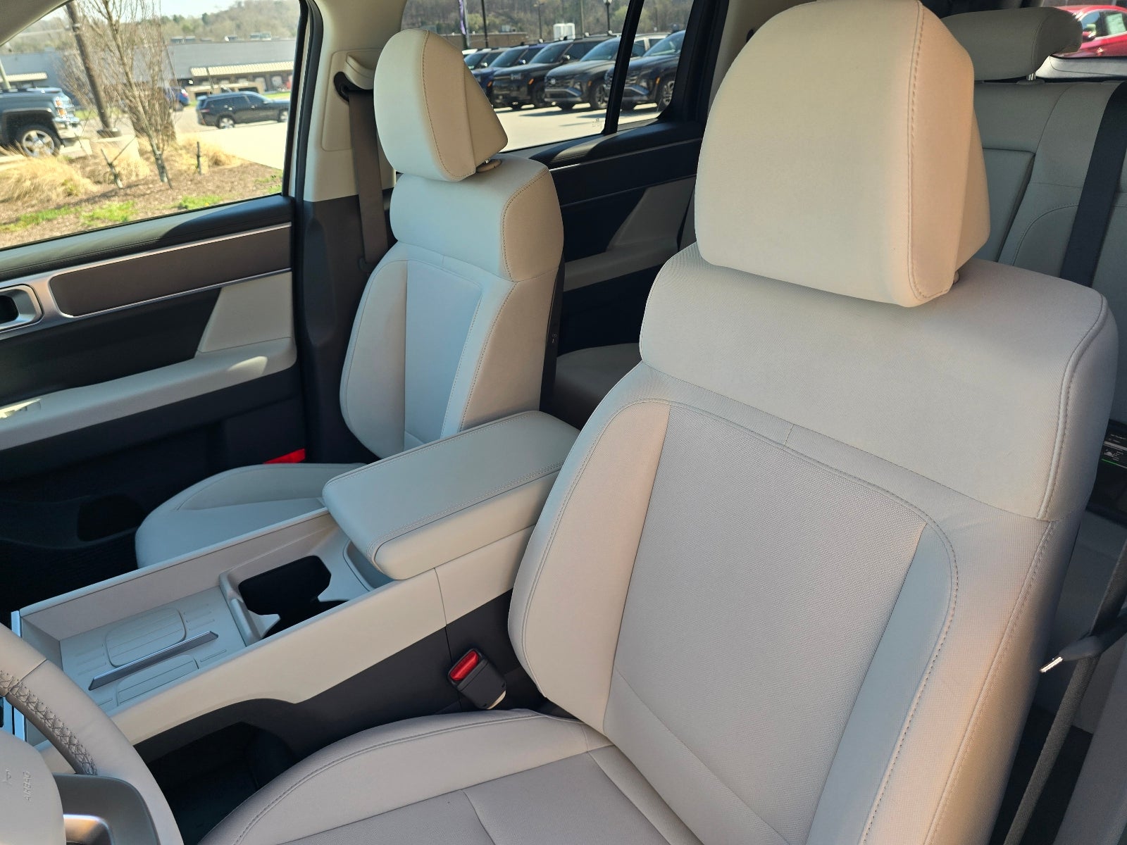 2026 Hyundai SANTA FE HYBRID SE