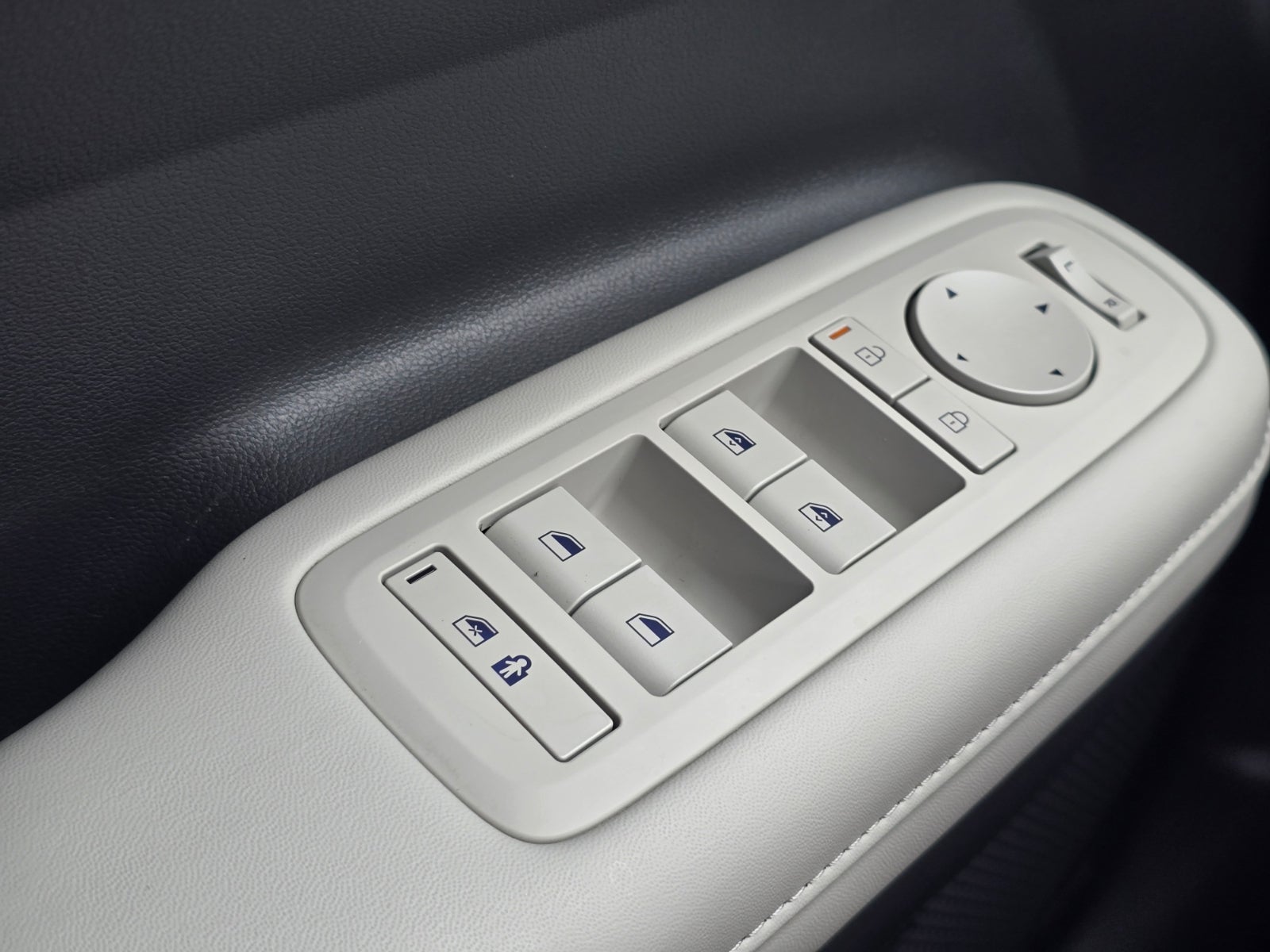 2024 Hyundai SANTA FE HYBRID SEL