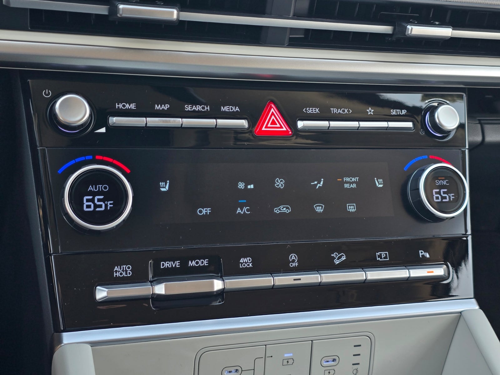 2027 Hyundai SANTA FE SEL