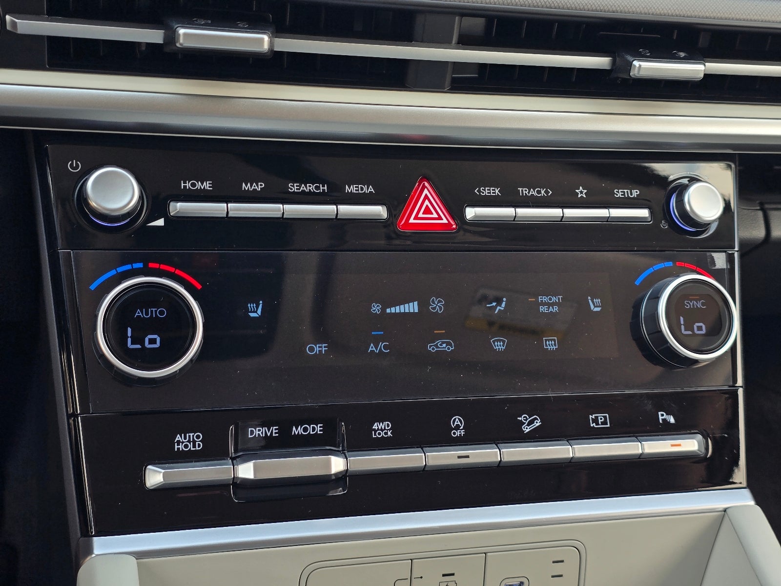 2027 Hyundai SANTA FE SEL