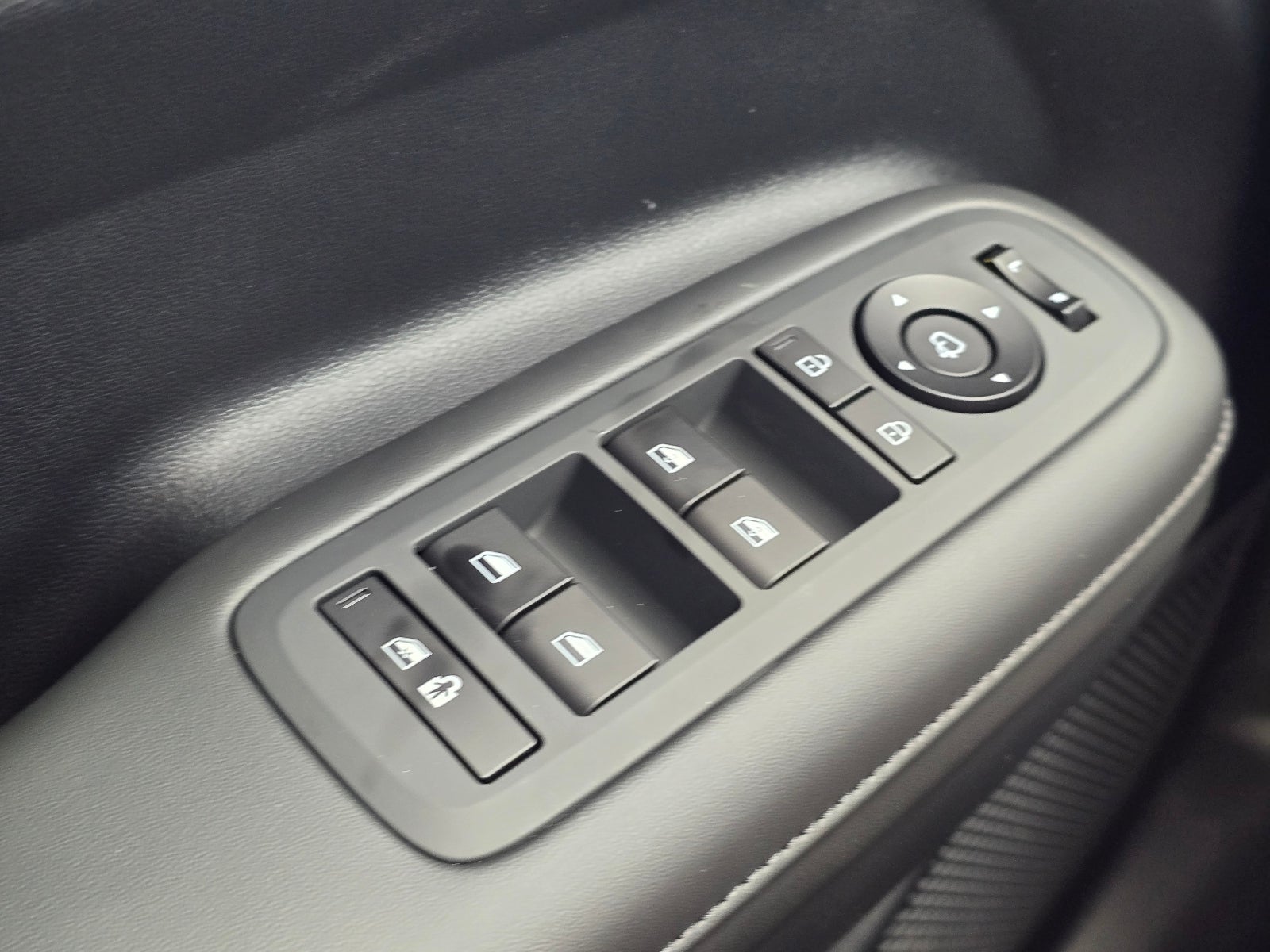2026 Hyundai SANTA FE HYBRID Limited 6P