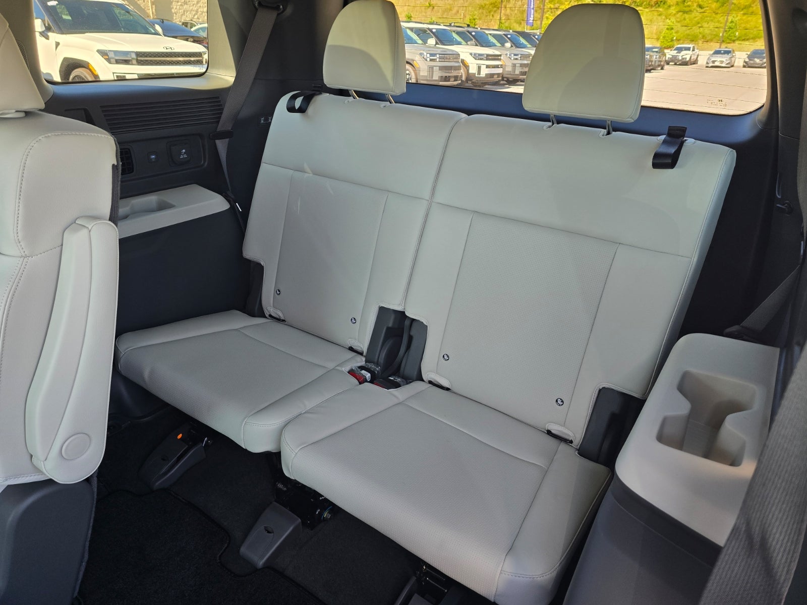2027 Hyundai SANTA FE HYBRID Limited 6P