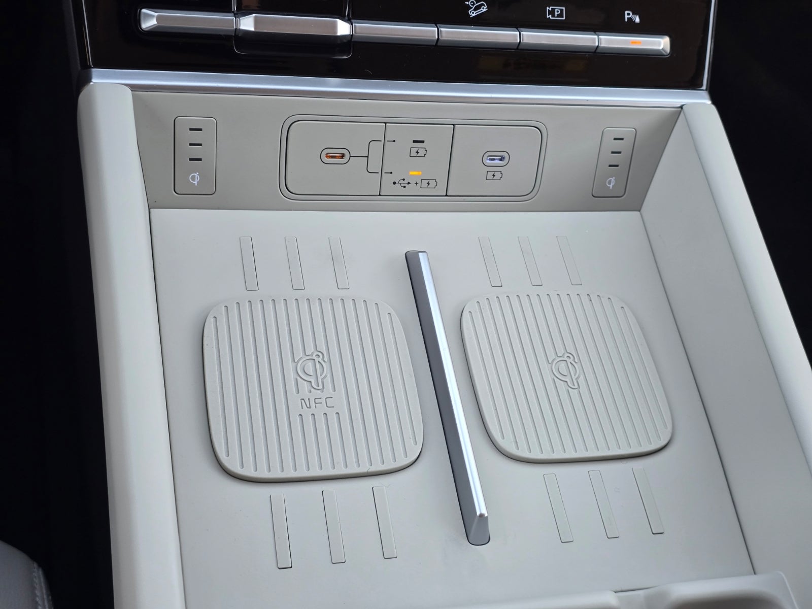 2027 Hyundai SANTA FE HYBRID Limited 6P