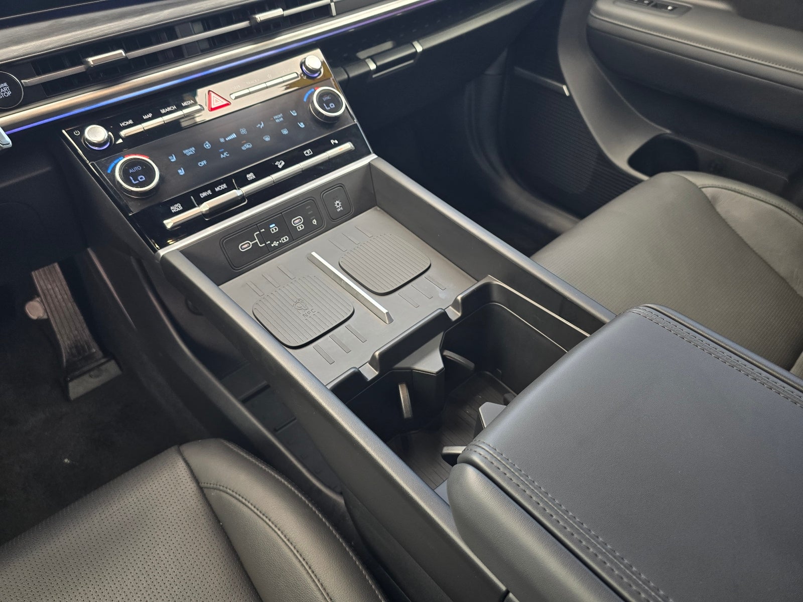 2025 Hyundai SANTA FE HYBRID Limited