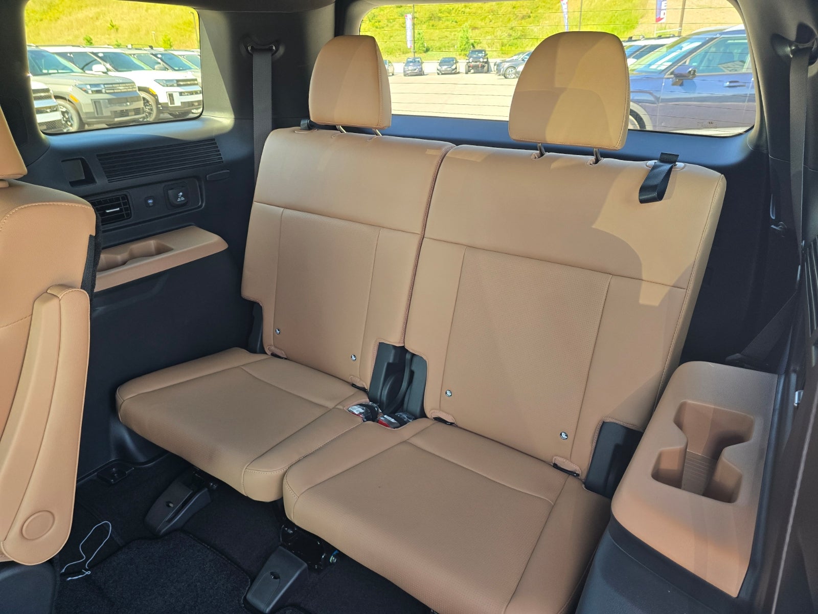 2027 Hyundai SANTA FE HYBRID Limited 6P