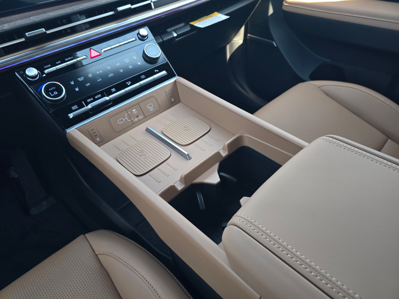 2027 Hyundai SANTA FE HYBRID Limited 6P