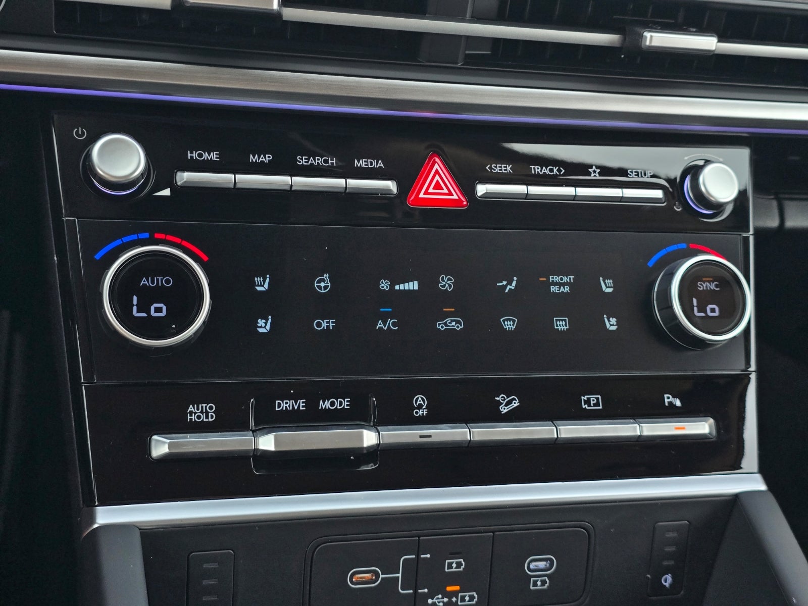 2027 Hyundai SANTA FE Limited 6P