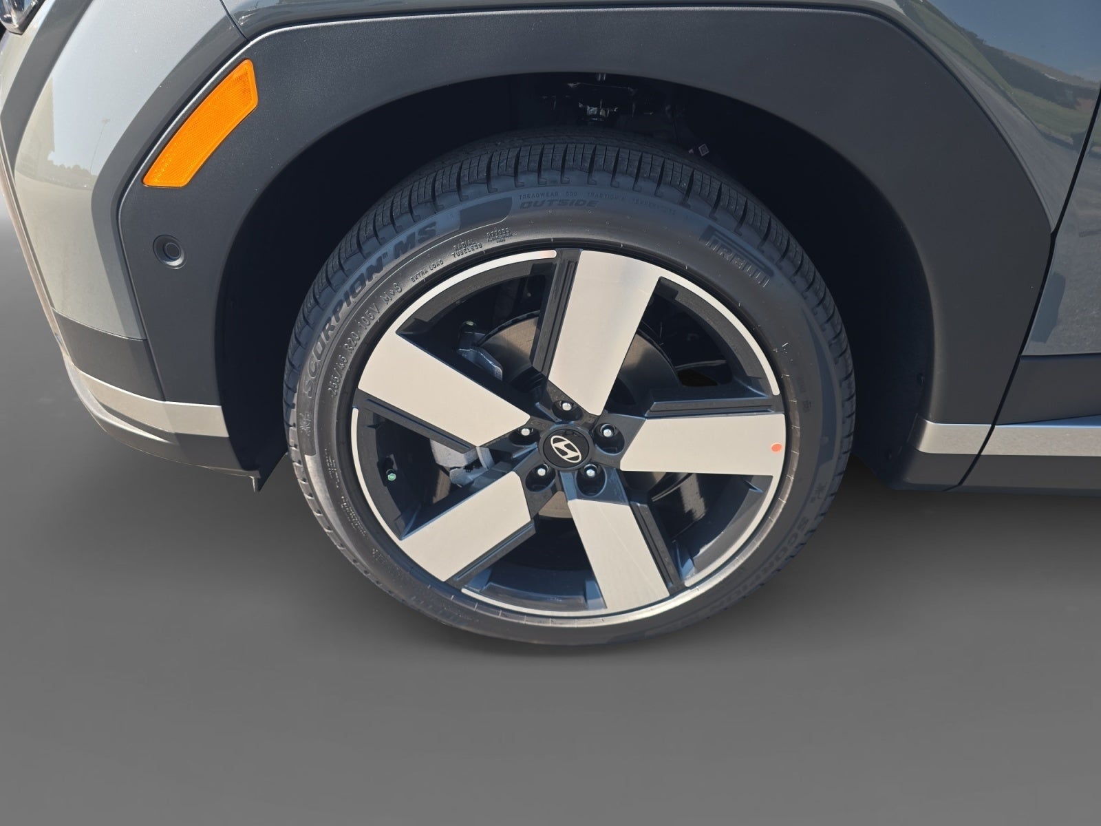 2027 Hyundai SANTA FE Limited 6P