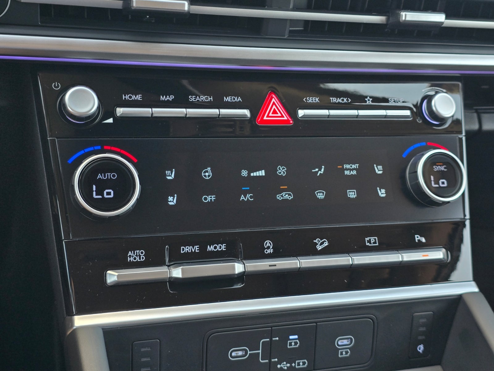 2027 Hyundai SANTA FE Limited 7P