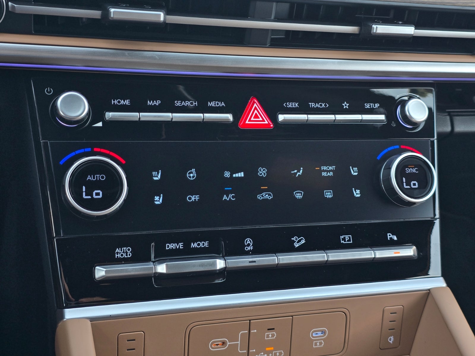 2027 Hyundai SANTA FE Limited 6P