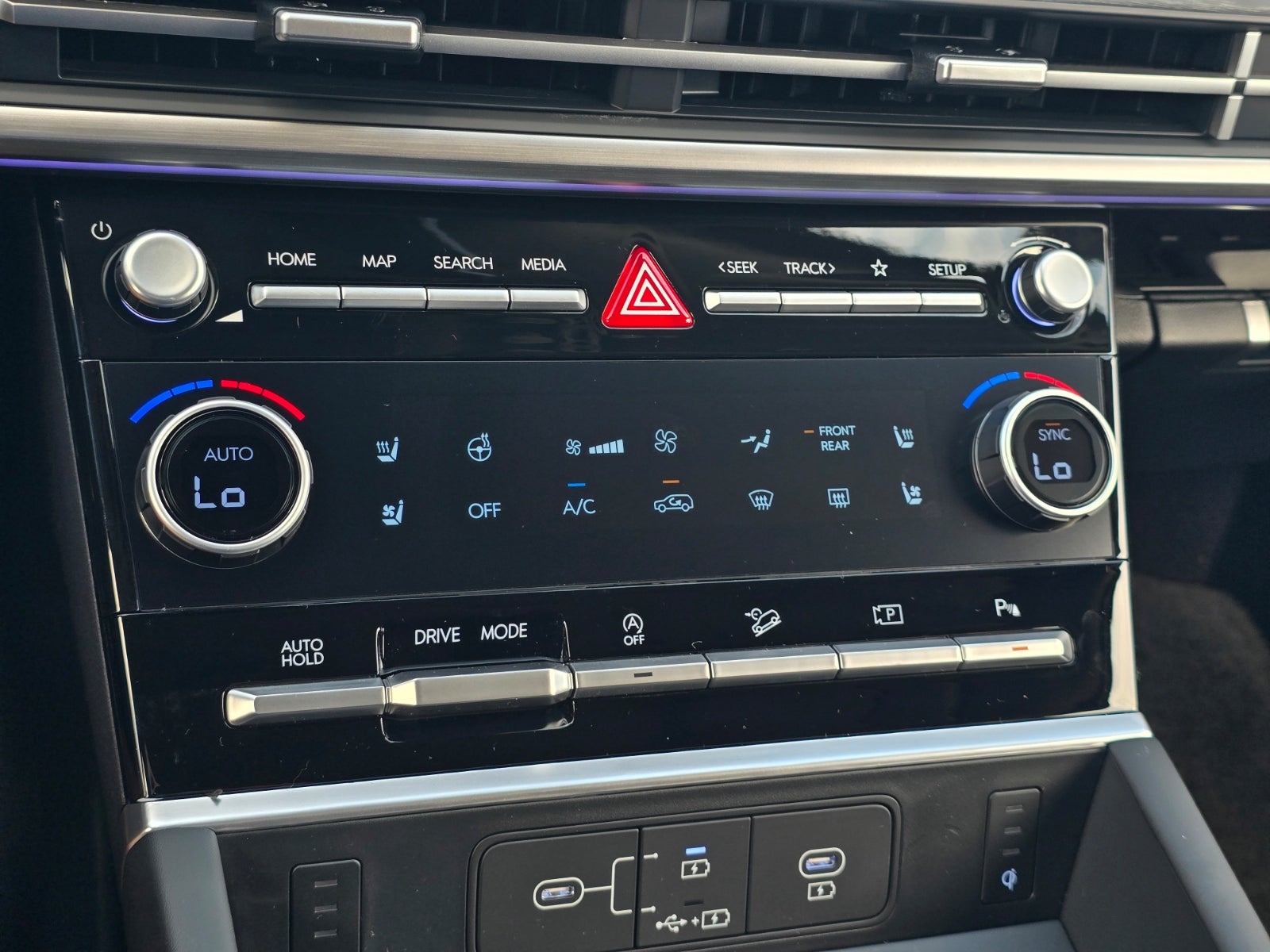 2027 Hyundai SANTA FE Limited 7P