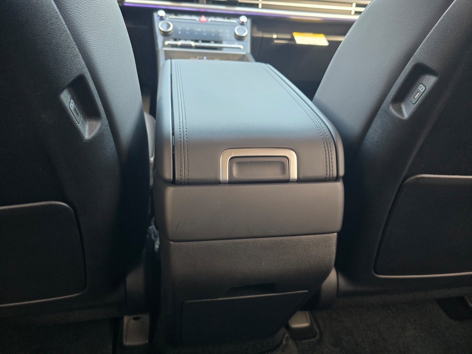 2027 Hyundai SANTA FE Limited 7P