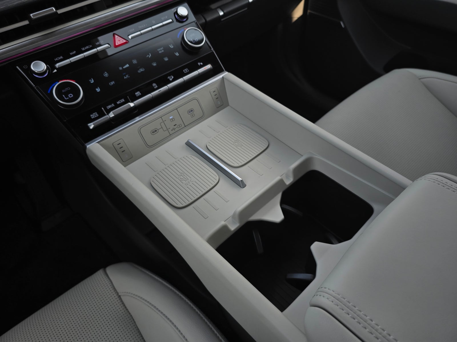 2027 Hyundai SANTA FE Limited 6P