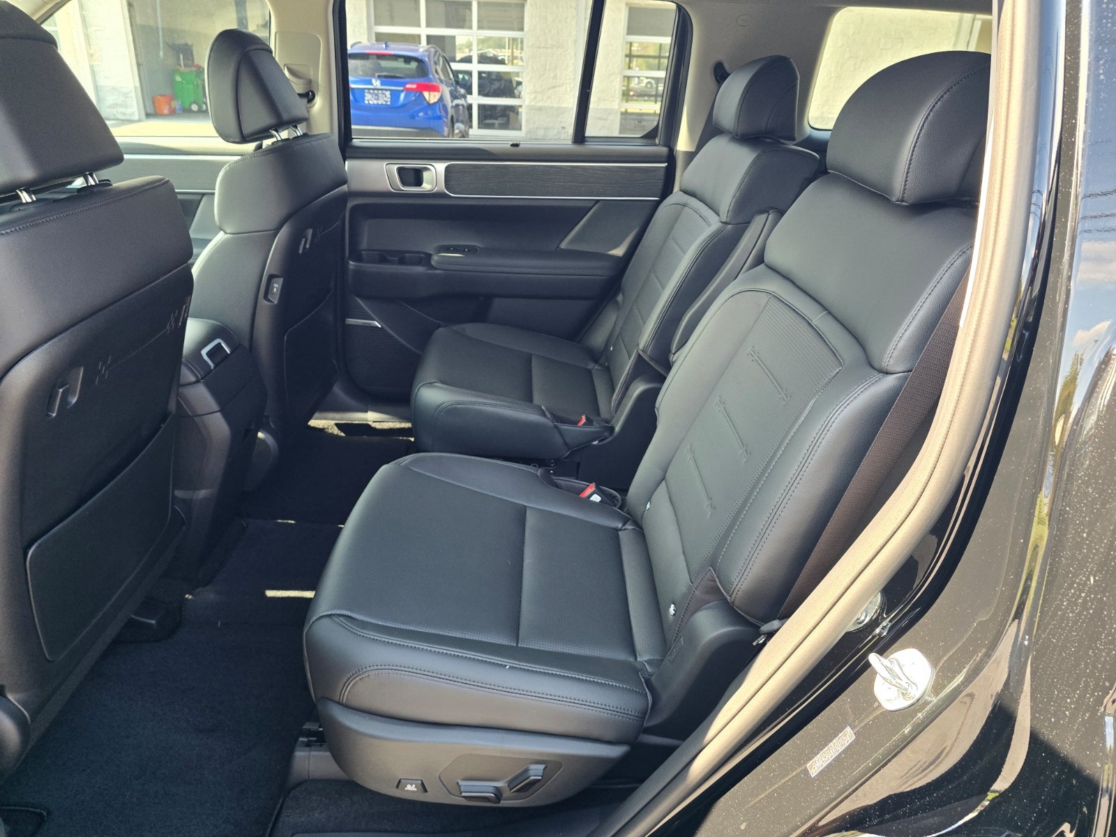 2027 Hyundai SANTA FE Limited 6P