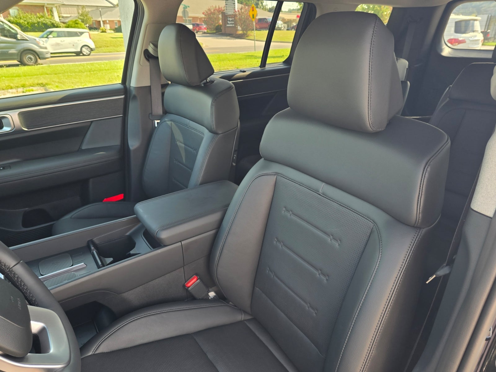 2027 Hyundai SANTA FE Limited 6P