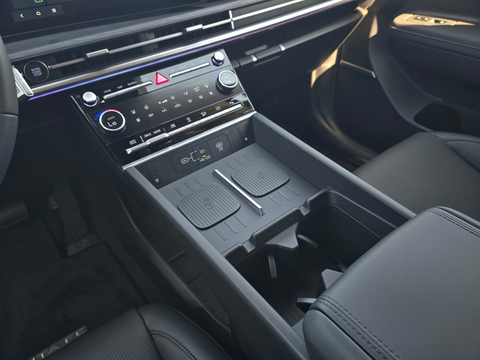2027 Hyundai SANTA FE Limited 7P