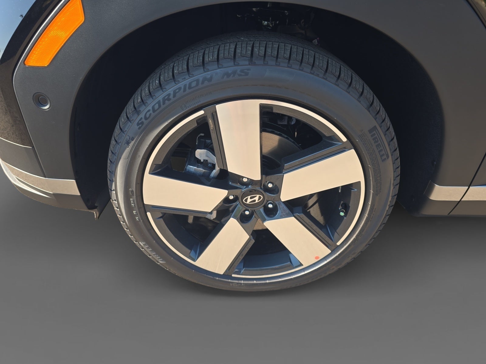 2027 Hyundai SANTA FE Limited 6P