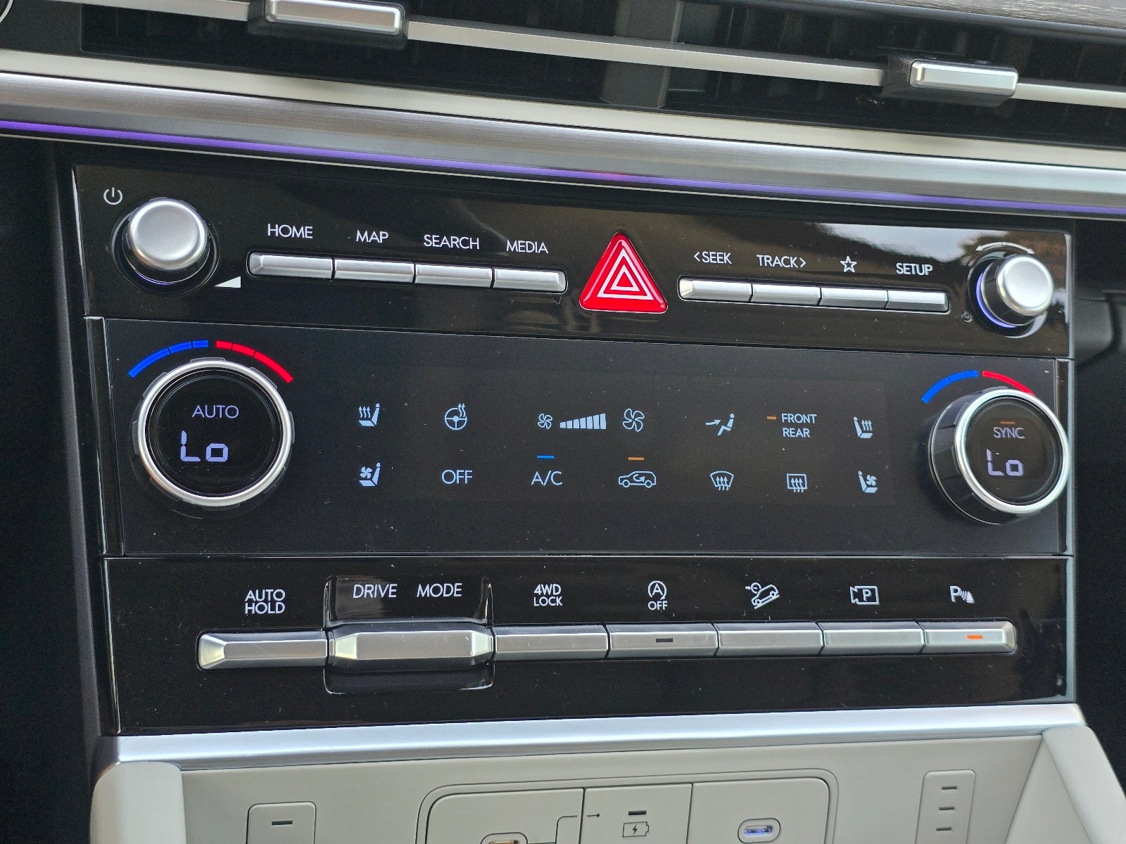 2026 Hyundai SANTA FE Limited 6P