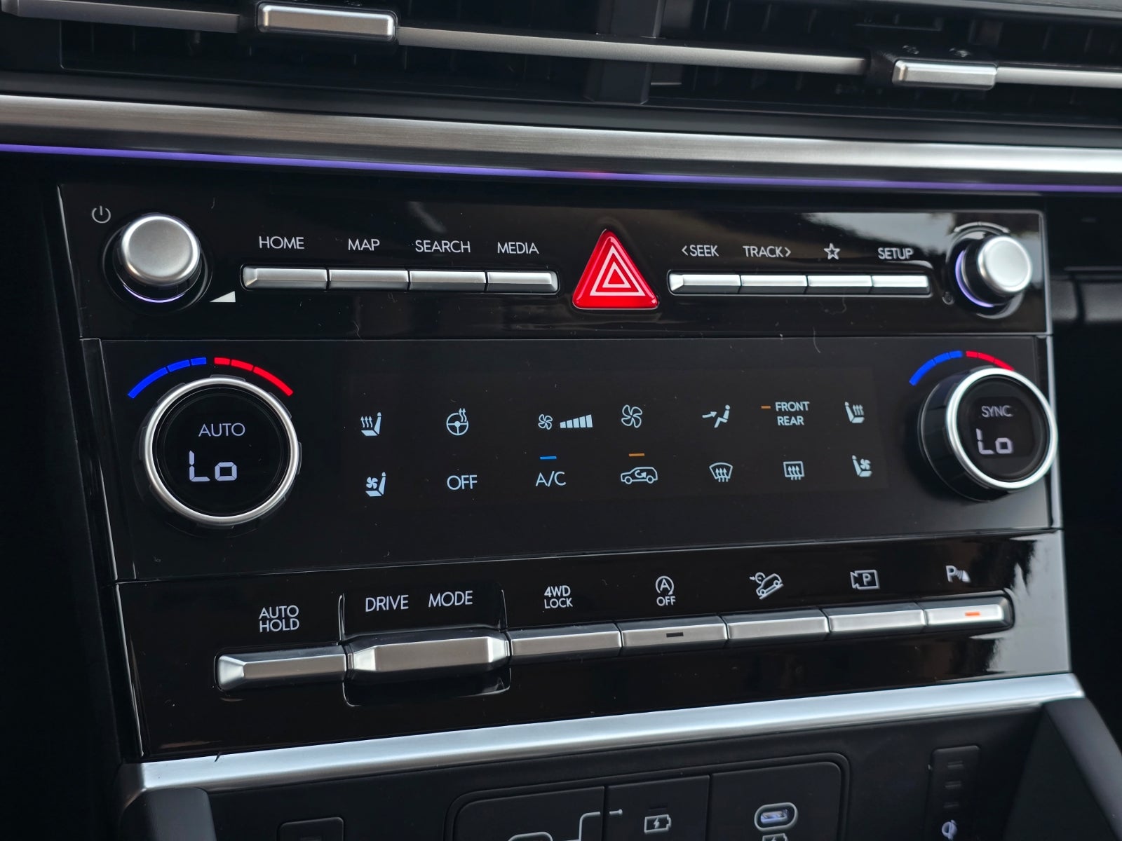 2027 Hyundai SANTA FE Limited 7P