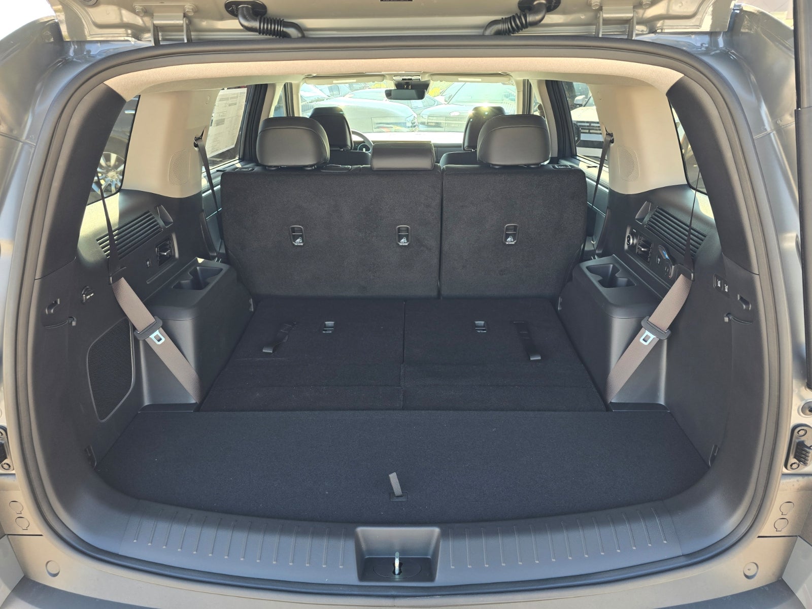 2027 Hyundai SANTA FE Limited 7P