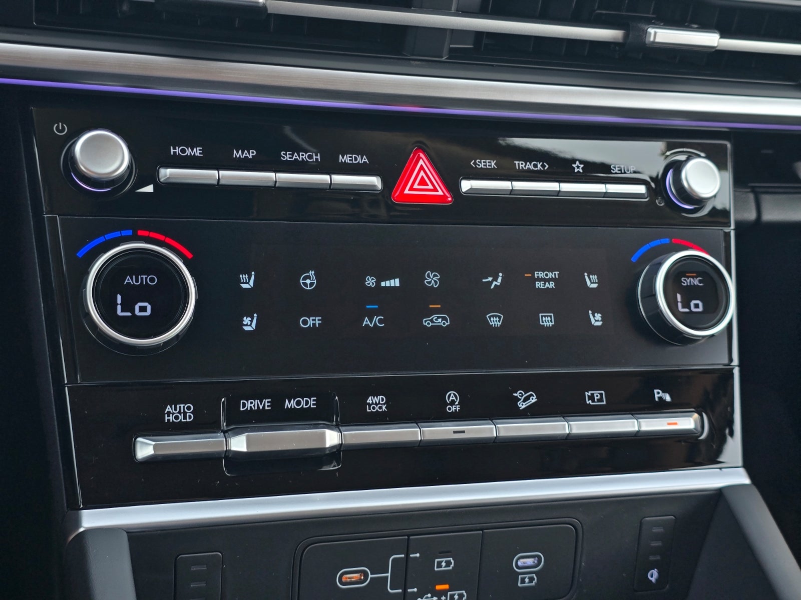 2027 Hyundai SANTA FE Limited 6P