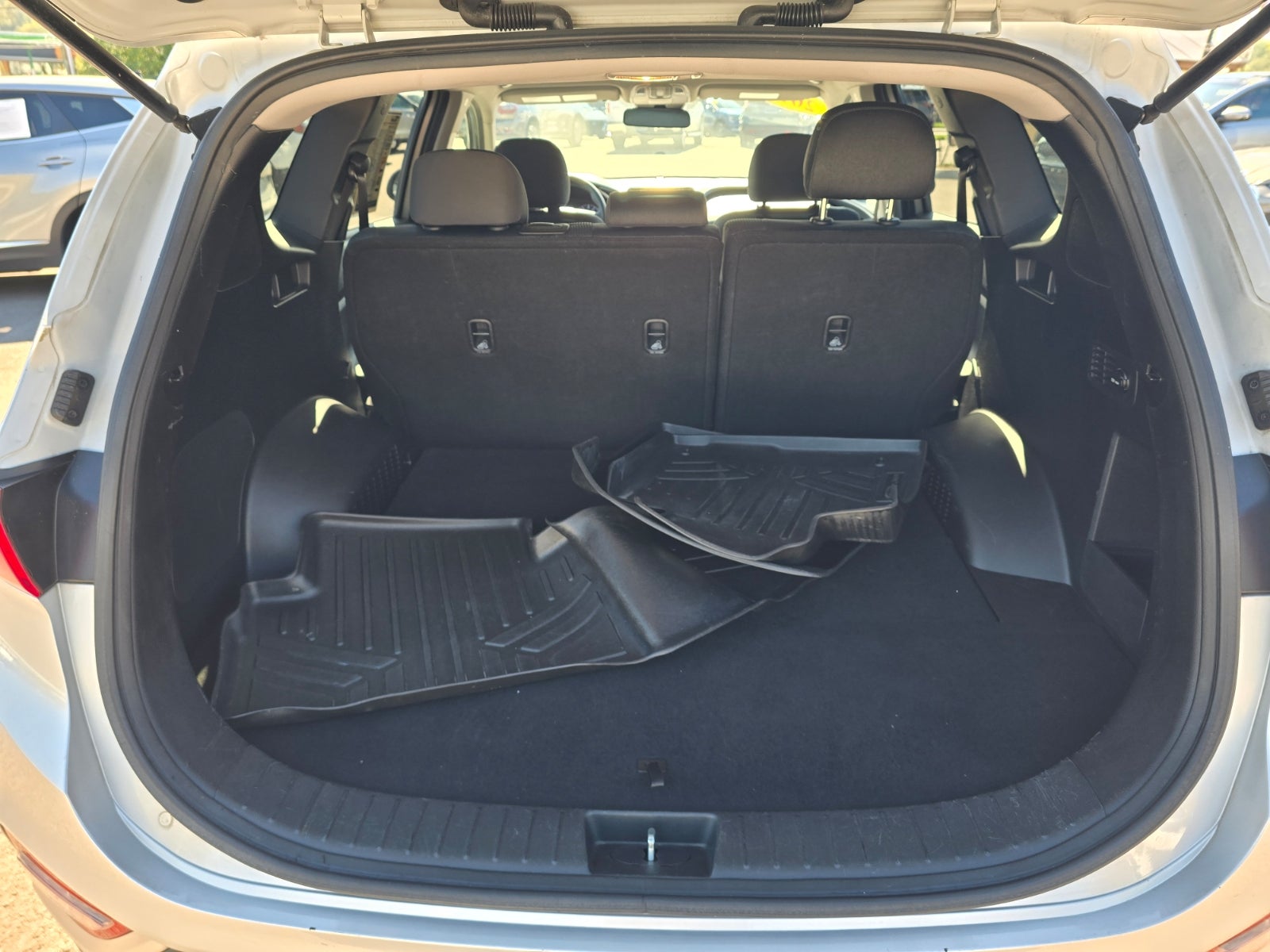 2019 Hyundai SANTA FE SE