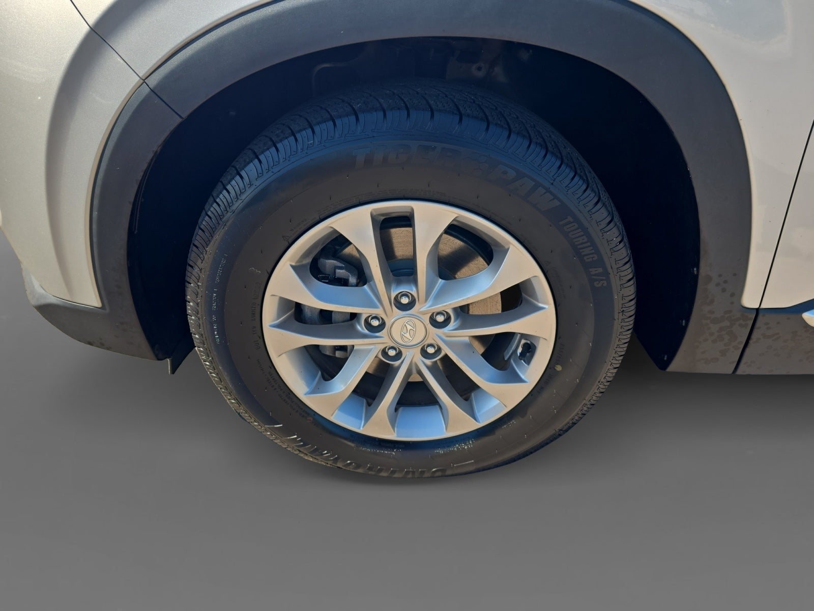 2019 Hyundai SANTA FE SE